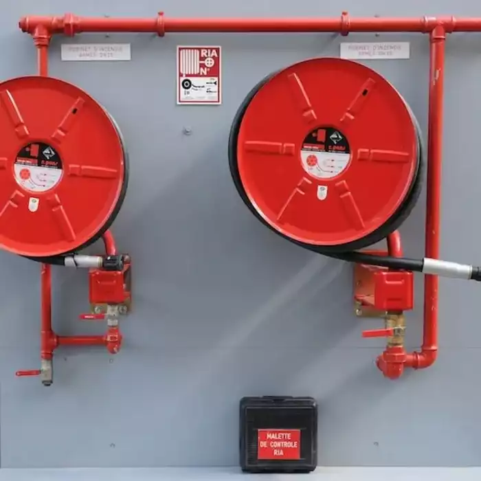 Robinet d'incendie armé-RIA-Installation-Maintenance-Essonne-91